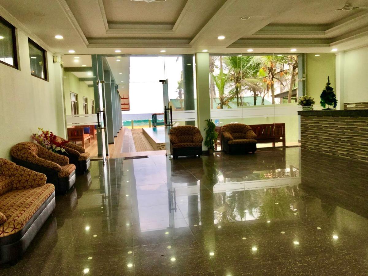 Serenade Beach Hotel Hikkaduwa Bagian luar foto