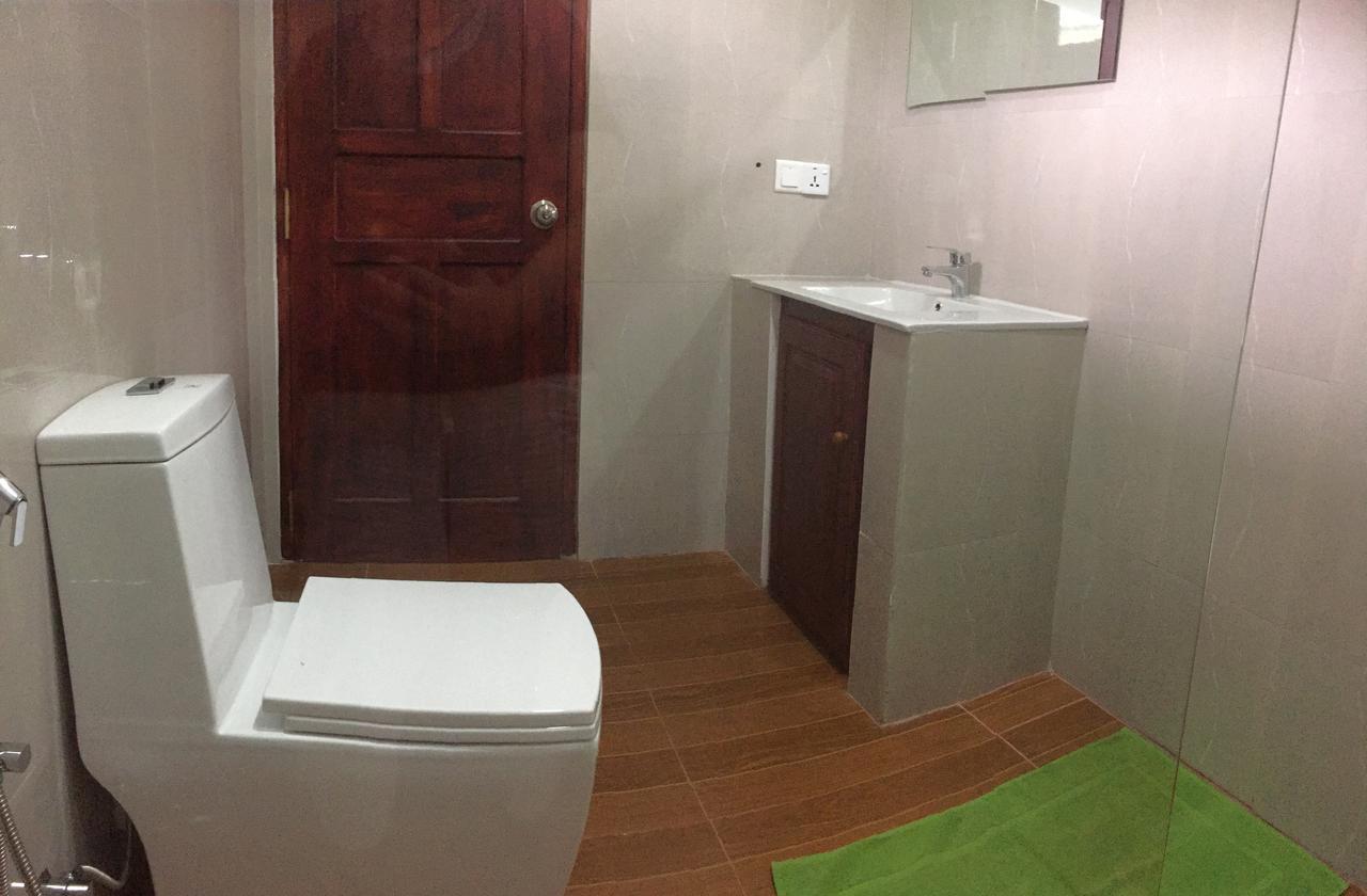 Serenade Beach Hotel Hikkaduwa Bagian luar foto