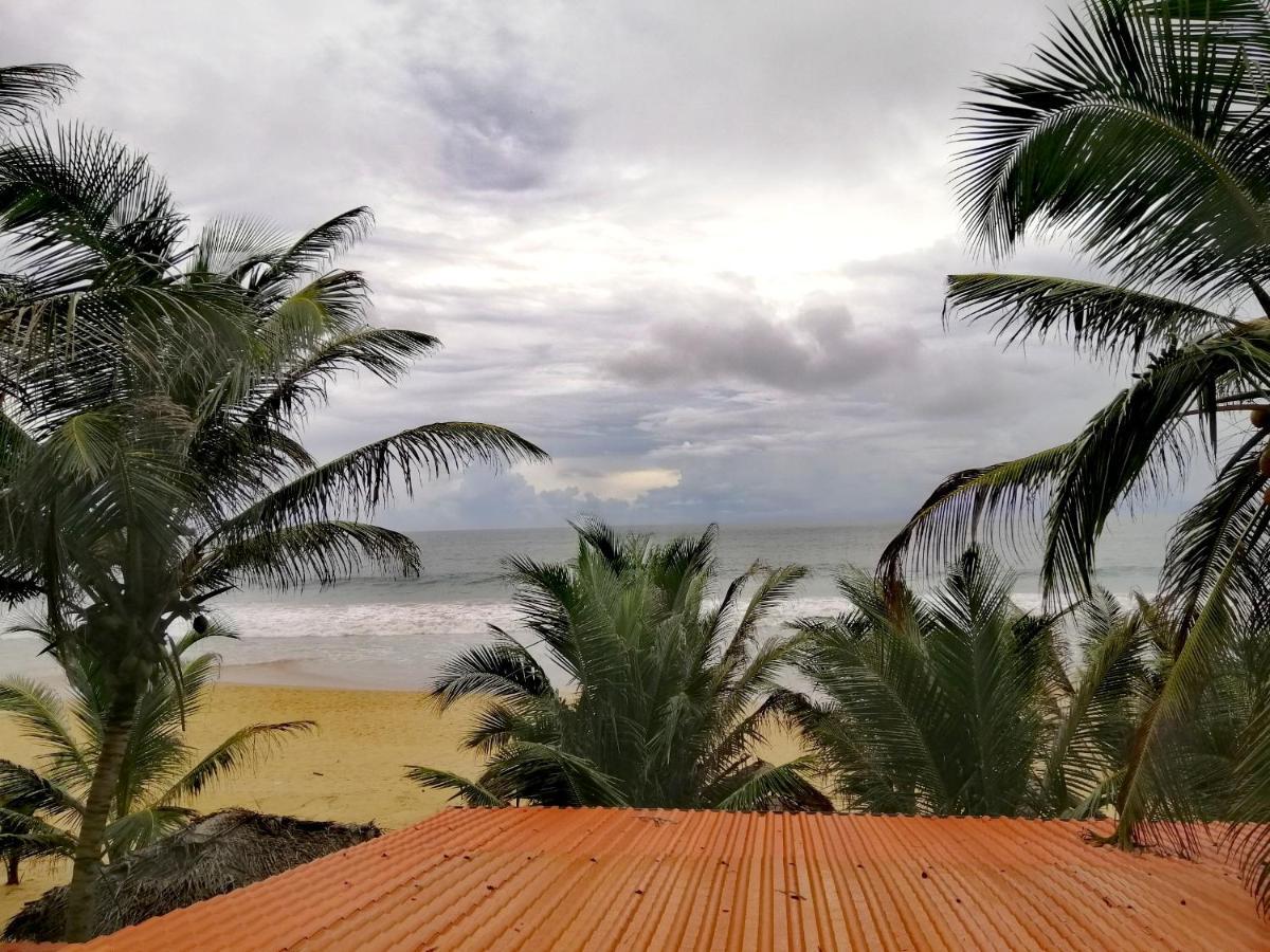 Serenade Beach Hotel Hikkaduwa Bagian luar foto